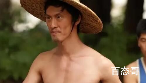 许君聪在2024年是多大了 许君聪在《热辣滚烫》扮演什么角色